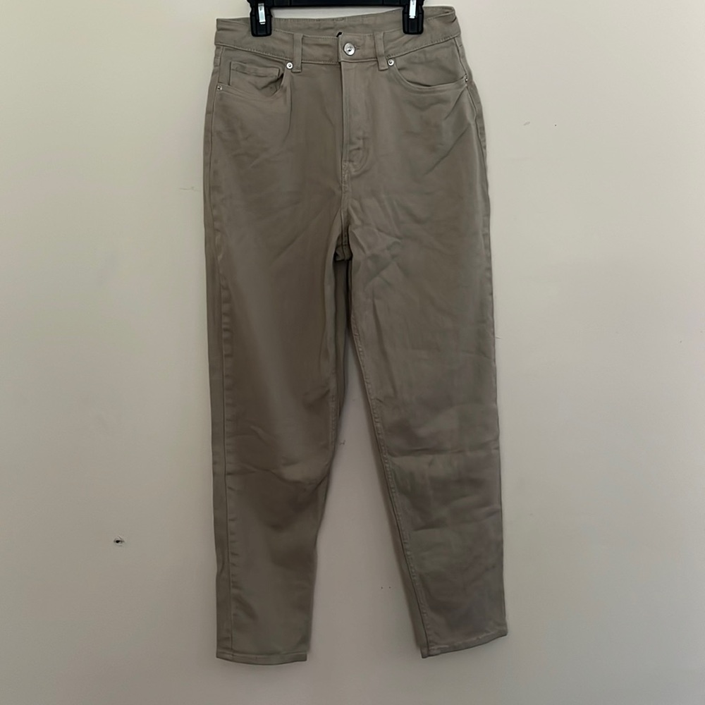 Khaki pants